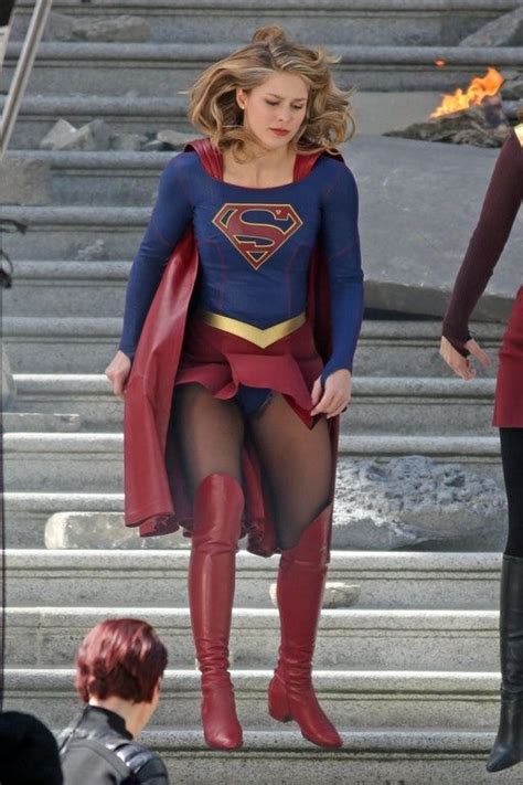 melissa benoist camel toe|Melissa Benoist Suffers A Supergirl Costume。